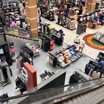 DICK'S Sporting Goods - Sports Wear Near Me - Gilbert, Arizona DICK'S Sporting Goods - Sports Wear Near Me - Gilbert, Arizona