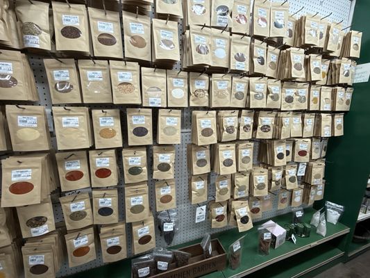 Bob's Farm Home & Garden by null