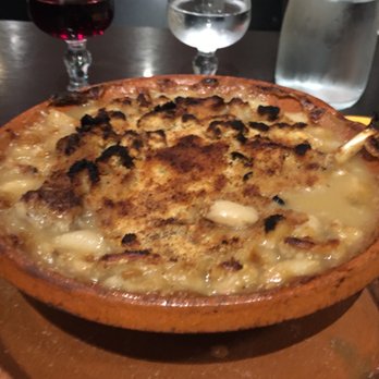 Aligot Bar - Cassoulet Cuisse de Canard (€16) Close-up - French Southwest Near Me - Toulouse, 31