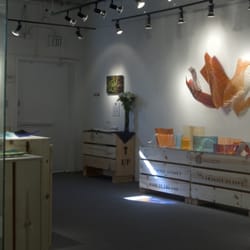 Weisser Glass Studio & Gallery - Weisser Glass Gallery