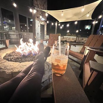 Cinderlands Taproom -  Wexford - Spiked tea & fire pit. - Breweries Near Me - Wexford, Pennsylvania
