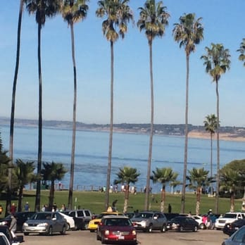 Cody's La Jolla - Your view as you wait for a table (generally 15 minutes) - Breakfast & Brunch Near Me - La Jolla, California