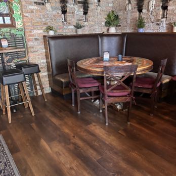 Vinos On Las Olas - Wine Bars Near Me - Fort Lauderdale, Florida Vinos On Las Olas - Wine Bars Near Me - Fort Lauderdale, Florida