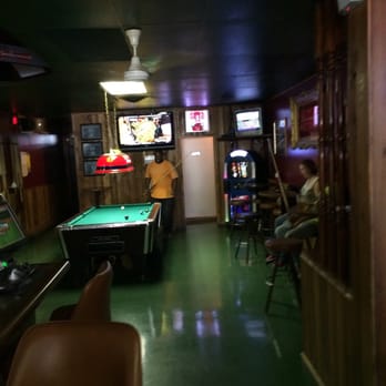 Harry's Wonder Bar - They got pool snd Free Popcorn - Dive Bars Near Me - Lincoln, Nebraska Harry's Wonder Bar - They got pool snd Free Popcorn - Dive Bars Near Me - Lincoln, Nebraska