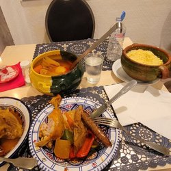 Le Livre Jaune - Mixed couscous with meats and veggies