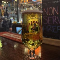 The Smokin' Fox - First drink in Scotland
