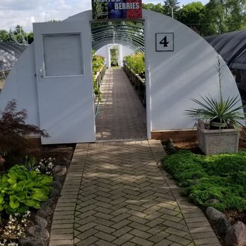 Platt Hill Nursery - Nurseries & Gardening Near Me - Carpentersville, Illinois Platt Hill Nursery - Nurseries & Gardening Near Me - Carpentersville, Illinois