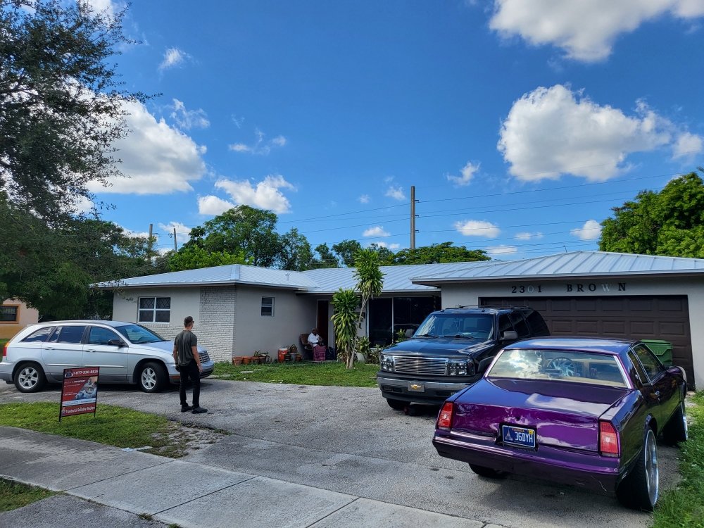 Slide of Loyal Roofers