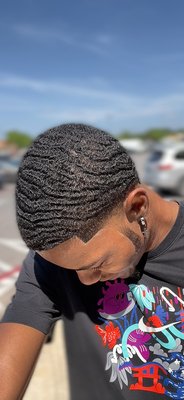 Luxuri Kutz Barber Shop