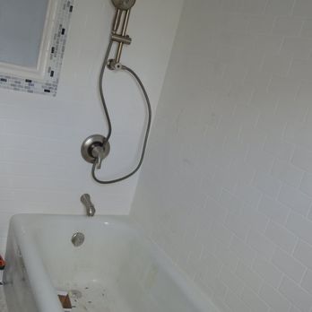 Service Xpress - 100 year old tub fitted with modern faucet - Plumbing Near Me Service Xpress - 100 year old tub fitted with modern faucet - Plumbing Near Me
