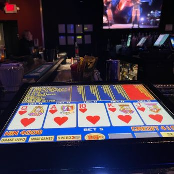 QUADZ - Dealt Royal Flush - Gay Bars Near Me - Las Vegas, Nevada