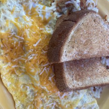 Java Joe's Cafe - Breakfast & Brunch Near Me - Saint Ignace, Michigan
