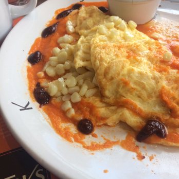 Toks - Tortilla saludable con queso panela, calabacitas, esquites, rajas y frijoles - Mexican Near Me - Ciudad de México, DIF Toks - Tortilla saludable con queso panela, calabacitas, esquites, rajas y frijoles - Mexican Near Me - Ciudad de México, DIF