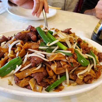Seafood Cove 2 - Beef chow fun - Dim Sum Near Me - Westminster, California Seafood Cove 2 - Beef chow fun - Dim Sum Near Me - Westminster, California