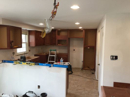 Southern Home Improvements & Beyond Logo