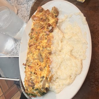 Valois - Everything omelette and grits! - Breakfast & Brunch Near Me - Chicago, Illinois Valois - Everything omelette and grits! - Breakfast & Brunch Near Me - Chicago, Illinois