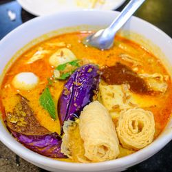 Mamak Malaysian Restaurant - F1. Mamak Curry Laksa