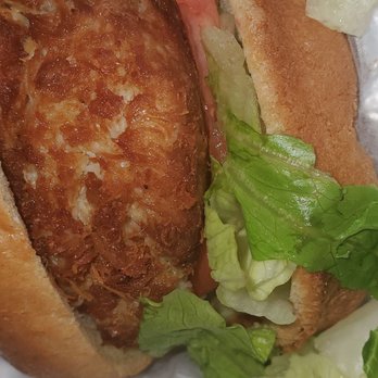 Casey's Crab Company - Crabcake Sandwich - Seafood Near Me - Laurel, Maryland