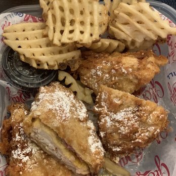 Glory Days Grill - Glory Days Monte Cristo - Chicken Wings Near Me - Tampa, Florida