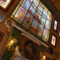 Lillie's Victorian Establishment