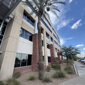 Advanced Women’s Care - Outside the building - Obstetricians & Gynecologists Near Me - Phoenix, Arizona