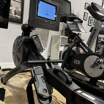 DICK'S Sporting Goods - Rowing machine - Sports Wear Near Me - Upland, California