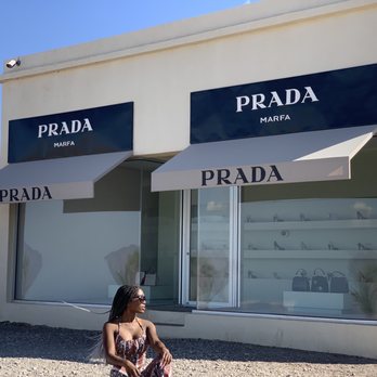 Prada Marfa - Art Galleries Near Me - Valentine, Texas