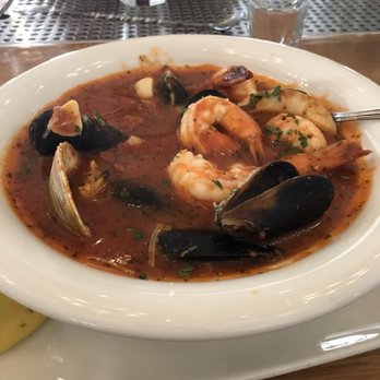 Benchmark Eatery - Cioppino - New American Near Me - Santa Barbara, California