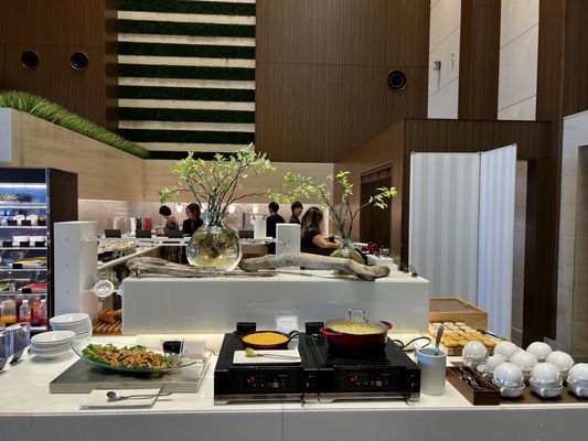 Osaka Marriott Miyako Hotel by null