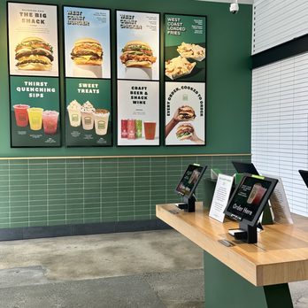 Shake Shack - Self service kosk - Burgers Near Me - Brea, California Shake Shack - Self service kosk - Burgers Near Me - Brea, California