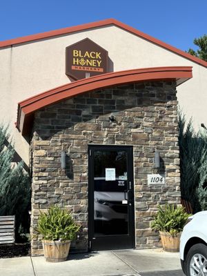 Black Honey Hashery by null