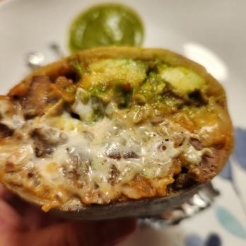 Super Burrito - Super Burrito - carne asada super burrito cross section - Mexican Near Me - Sunnyvale, California Super Burrito - Super Burrito - carne asada super burrito cross section - Mexican Near Me - Sunnyvale, California