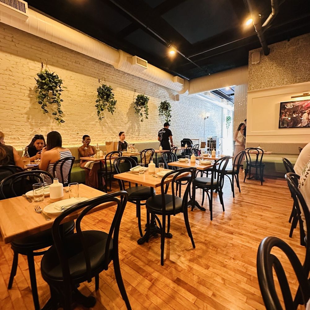 Fumo Soho - Main dining area - Italian Near Me - New York, New York Fumo Soho - Main dining area - Italian Near Me - New York, New York