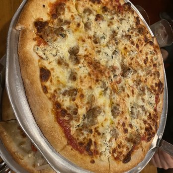 Gondola House Pizzeria - Lasagna pizza - Italian Near Me - Hermitage, Tennessee Gondola House Pizzeria - Lasagna pizza - Italian Near Me - Hermitage, Tennessee