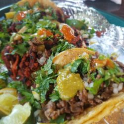 Taqueria La Bendicion - Al Pastor + Carne Asada