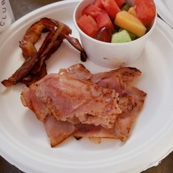 The Grille at Sunrise Country Club Rancho Mirage - Ham, bacon, cup of fruit