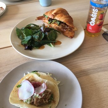 Olivo Cafe - Coffee & Tea Near Me - Burnaby, British Columbia