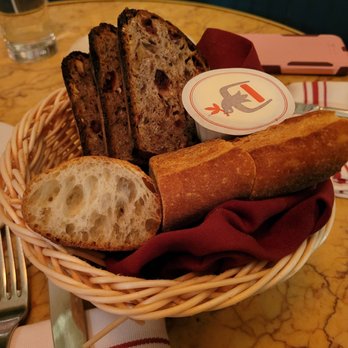 Le Diplomate - Bread basket - Brasseries Near Me - Washington, DC, District of Columbia