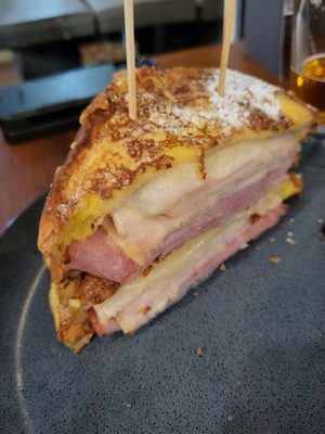 Grain & Grog American Tavern by null