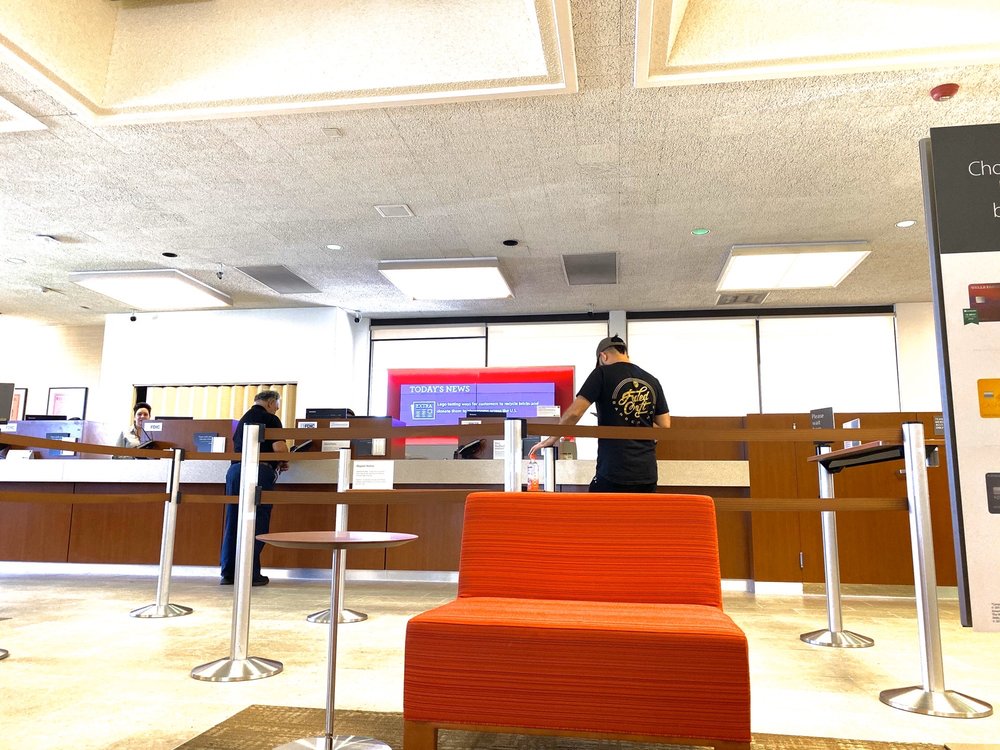 WELLS FARGO BANK - Updated May 2026 - 36 Photos & 34 Reviews - 4180