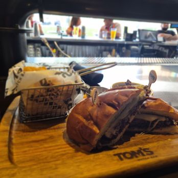 Tom's Watch Bar - Prime Rib Dip - New American Near Me - Las Vegas, Nevada