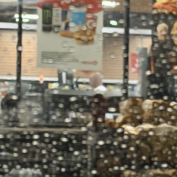 Circle K - The gentlemen in picture was sexually groping the workers butt! Worker was also disgustingly rude - Gas Stations Near Me - Phoenix, Arizona Circle K - The gentlemen in picture was sexually groping the workers butt! Worker was also disgustingly rude - Gas Stations Near Me - Phoenix, Arizona