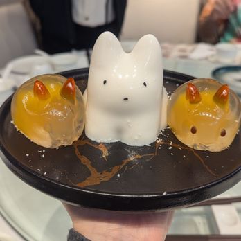 Grand Neptune - Lychee & Mango Rabbit + Coconut Bunny Pudding - Seafood Near Me - Burnaby, British Columbia Grand Neptune - Lychee & Mango Rabbit + Coconut Bunny Pudding - Seafood Near Me - Burnaby, British Columbia