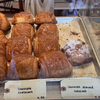 Forma Bakery - Bakeries Near Me - Oakland, California