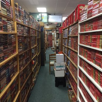Lindas Books - Books, Mags, Music & Video Near Me - Sebring, Florida Lindas Books - Books, Mags, Music & Video Near Me - Sebring, Florida