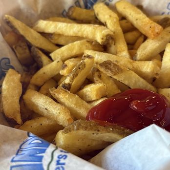 Islands Restaurant - The fries are fresh and perfectly seasoned! (I added ketchup!) - American Near Me - Phoenix, Arizona