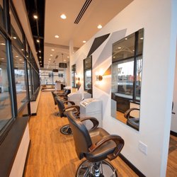 Brow. Beauty. Bar. GB - Cutting station!