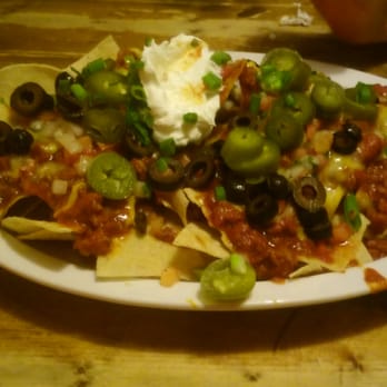 JT Hannah's Kitchen - Deluxe Nachos - American Near Me - Pigeon Forge, Tennessee