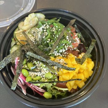 Mauka Poke Bar - Adults sized ahi poke bowl - Poke Near Me - Eagle, Colorado