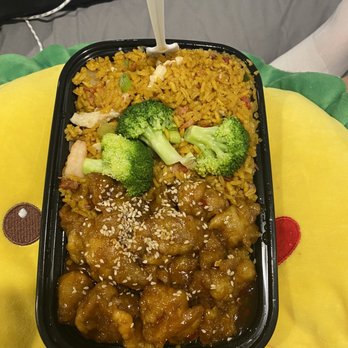 China Kitchen - Sesame Chicken Combo Plate - Chinese Near Me - New Orleans, Louisiana